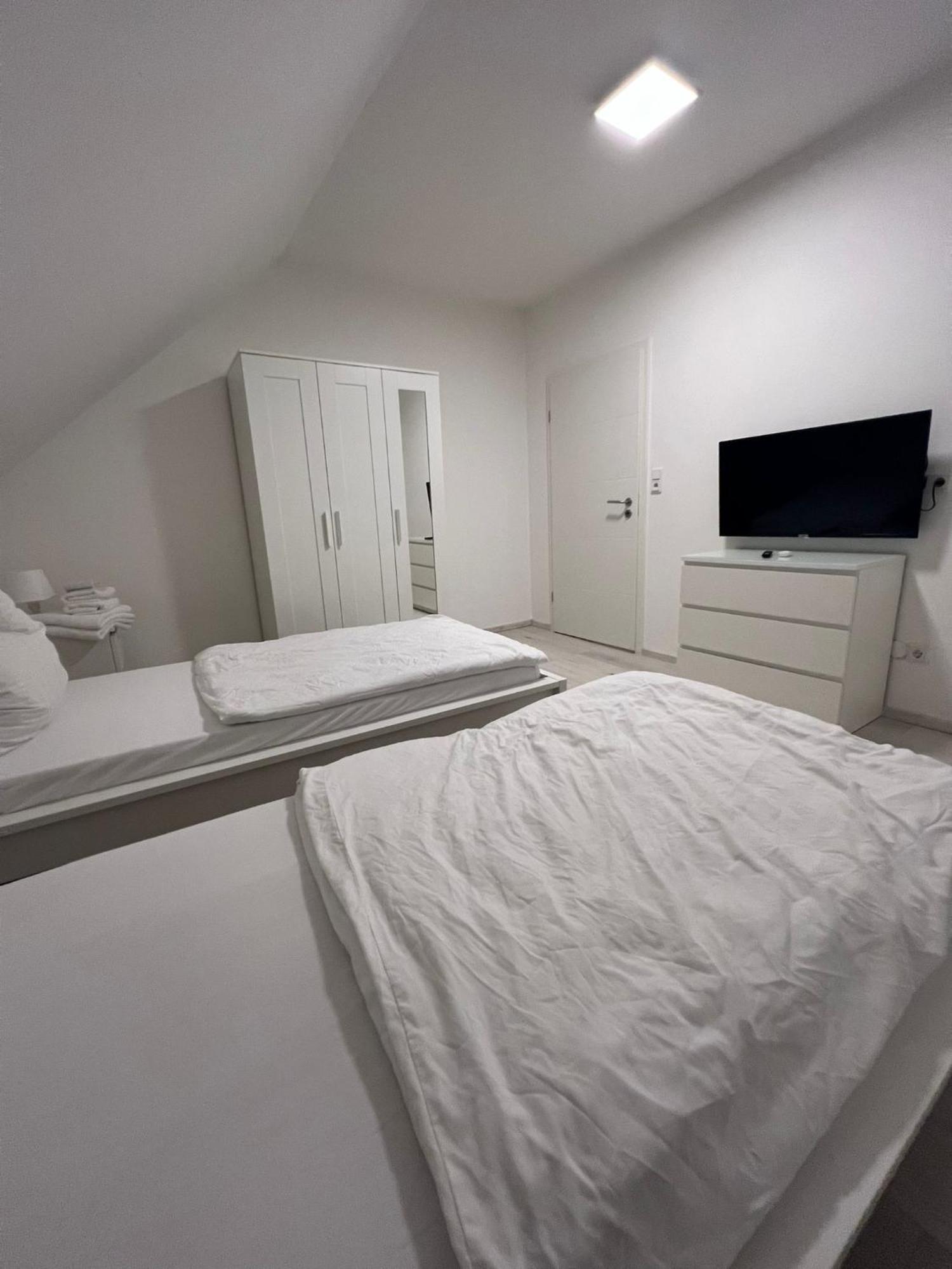 Premium Apartment Bochum Near Duesseldorf Airport ภายนอก รูปภาพ